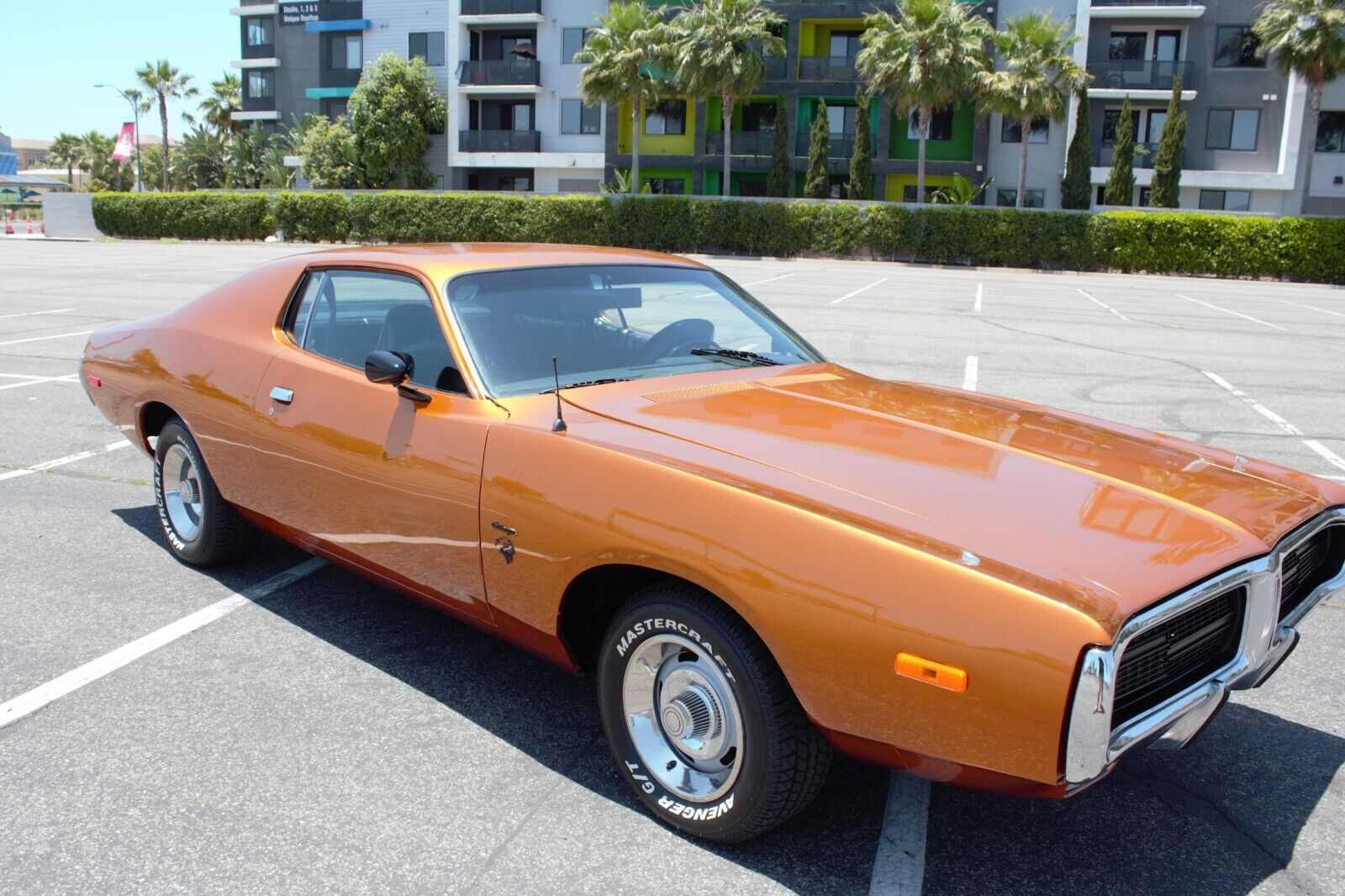 Dodge-Charger-1972-10