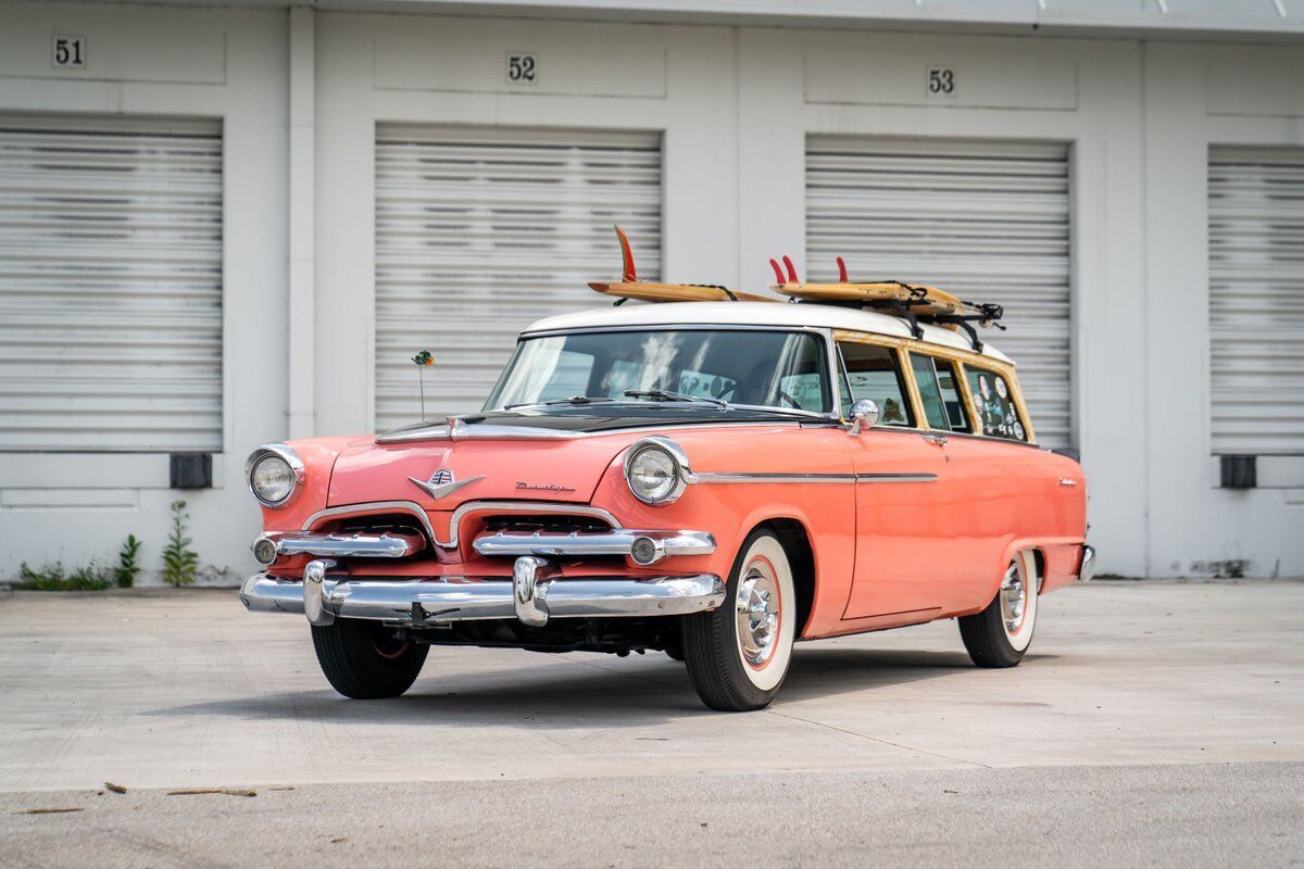 Dodge-Coronet-Suburban-1955-1