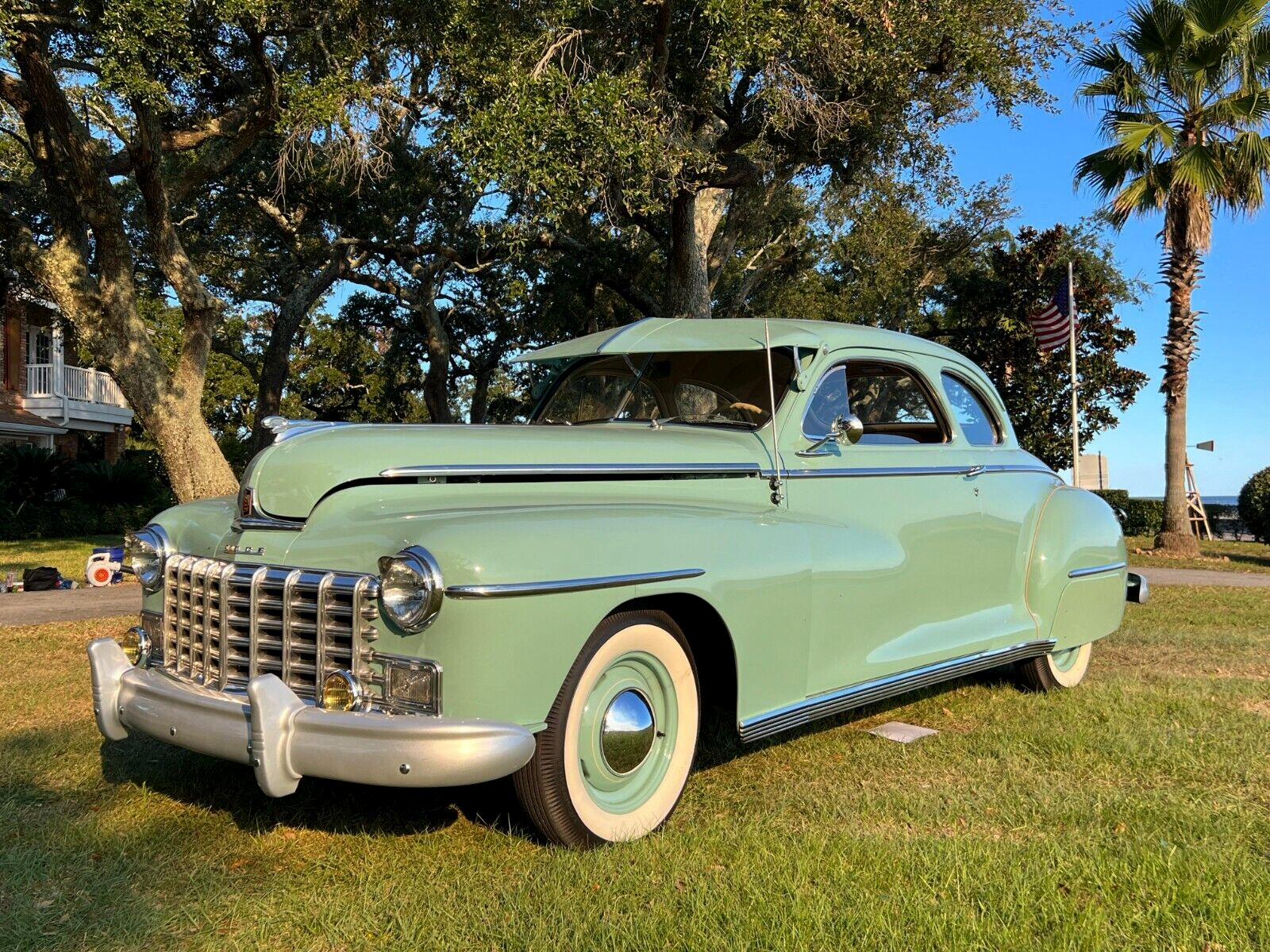 Dodge-Coupe-Coupe-1946