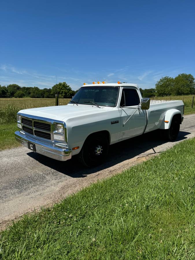 Dodge-D-350-diesel-1993-1