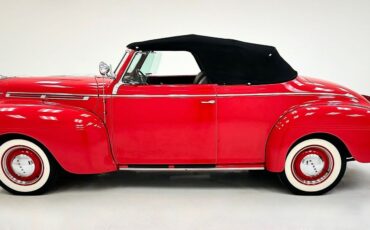 Dodge-Luxury-Liner-Cabriolet-1940-2