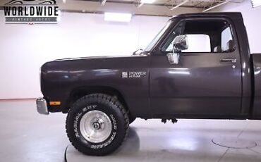 Dodge-Power-Ram-1990-6