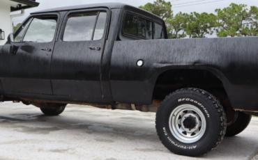 Dodge-Power-Wagon-1975-4