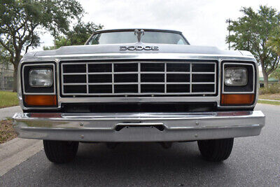 Dodge-Ram-1500-Pickup-1984-4