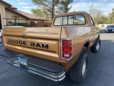 Dodge-Ram-1500-Pickup-1986-5