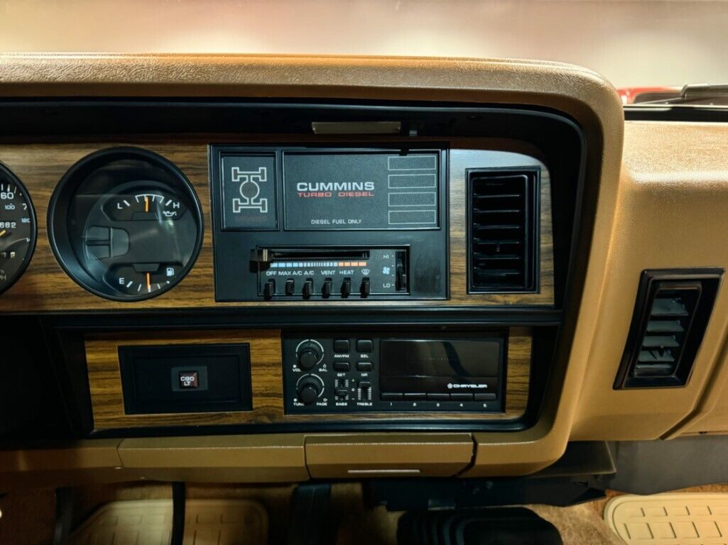 Dodge-Ram-2500-1993-16