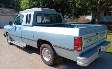 Dodge-Ram-d150-1987-3