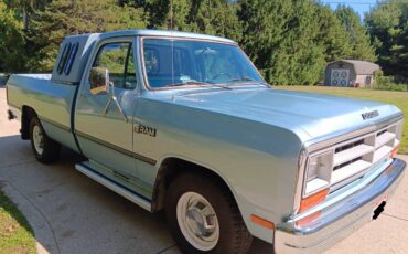 Dodge-Ram-d150-1987