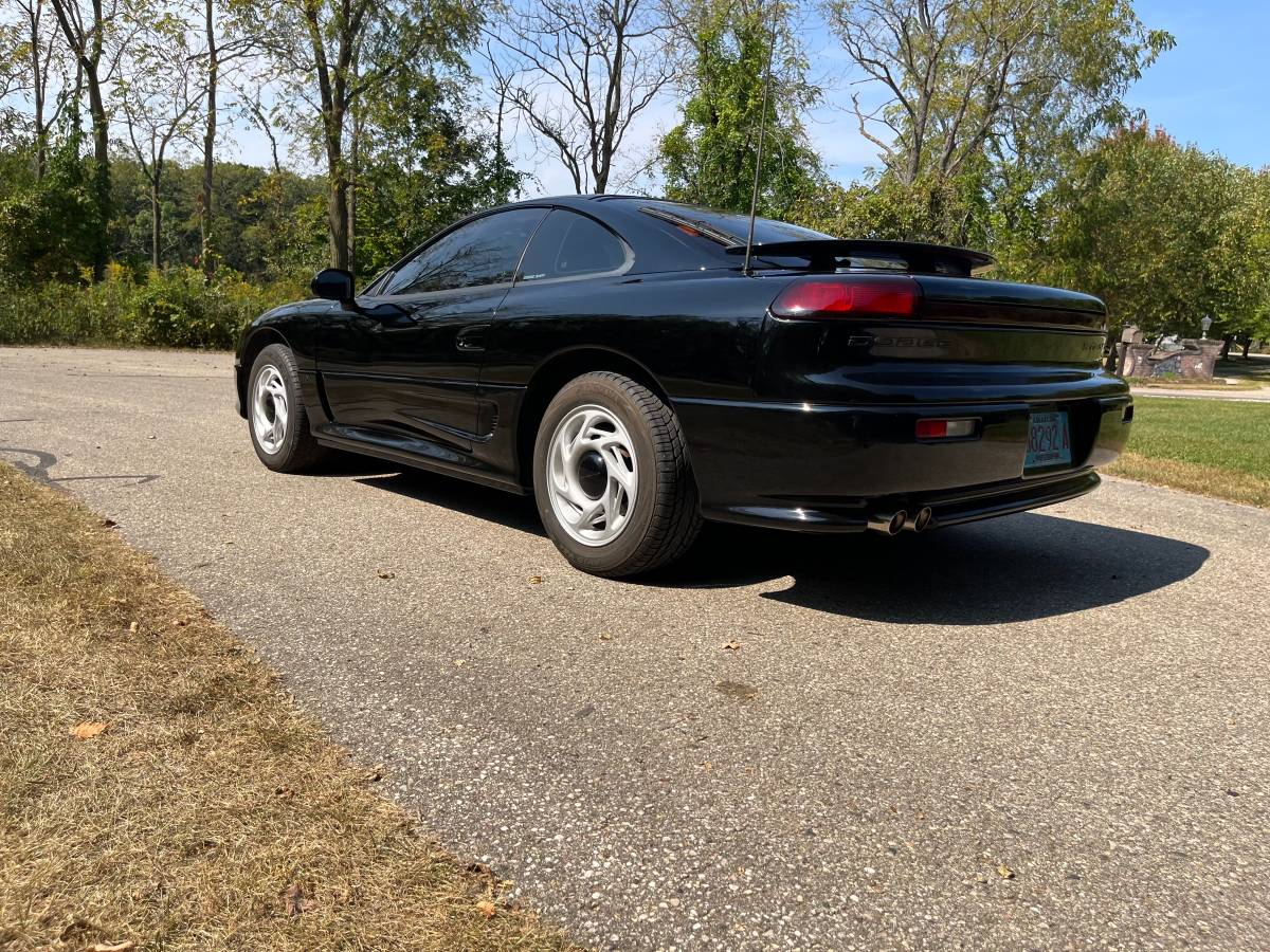 Dodge-Stealth-1992-5