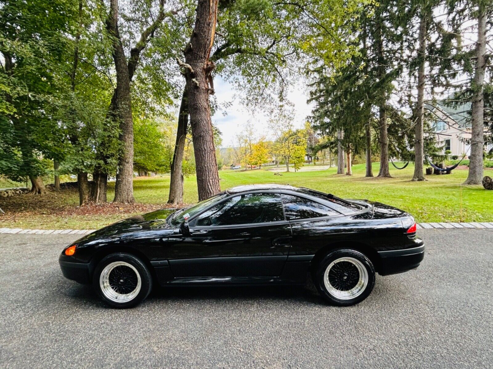 Dodge-Stealth-Coupe-1991-14