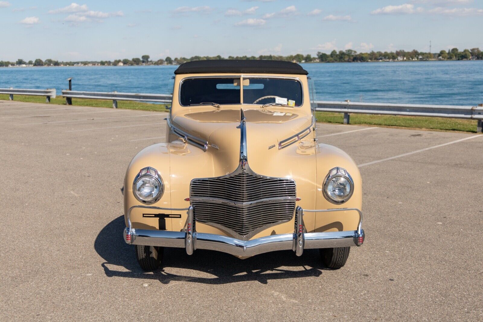 Dodge-Styleline-Deluxe-Cabriolet-1940-25