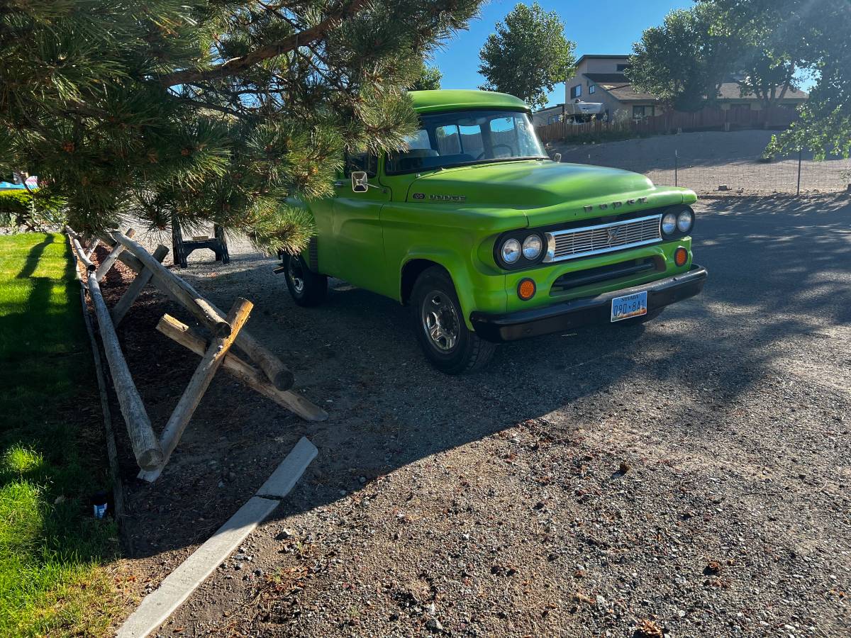 Dodge-Town-wagon-1963-12