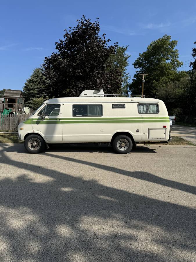 Dodge-Van-1978-4