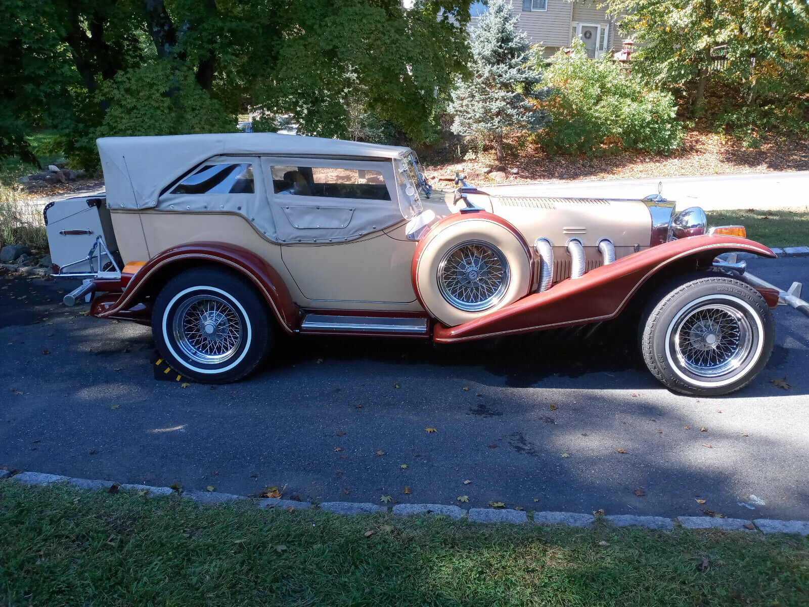 Excalibur-Phaeton-Cabriolet-1978-2