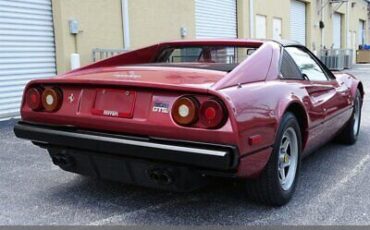 Ferrari-308-Berline-1982-3