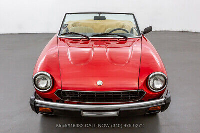 Fiat-124-Sport-Spider-1981-1