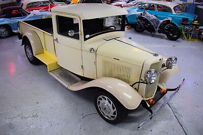 Ford-12-Ton-Pickup-1932-1