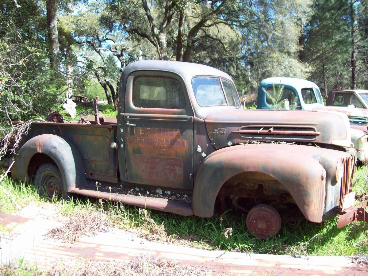 Ford-1947-4