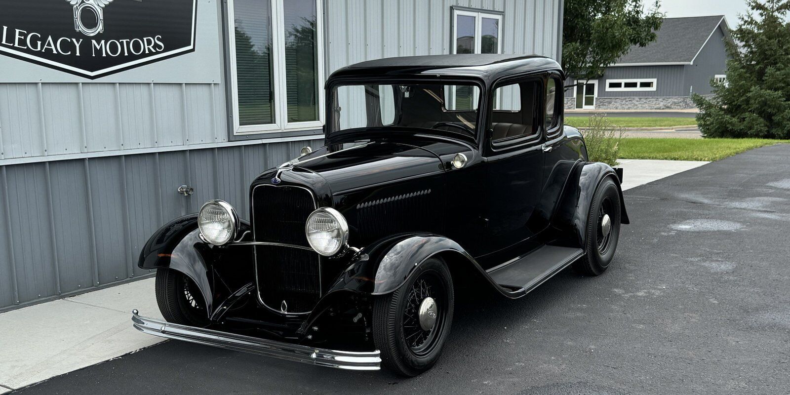 Ford-5-Window-1932-3