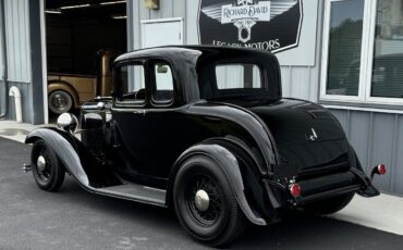 Ford-5-Window-1932-5