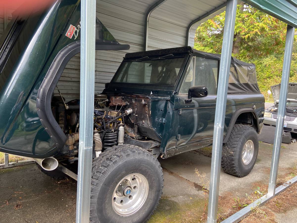 Ford-Bronco-1969-1