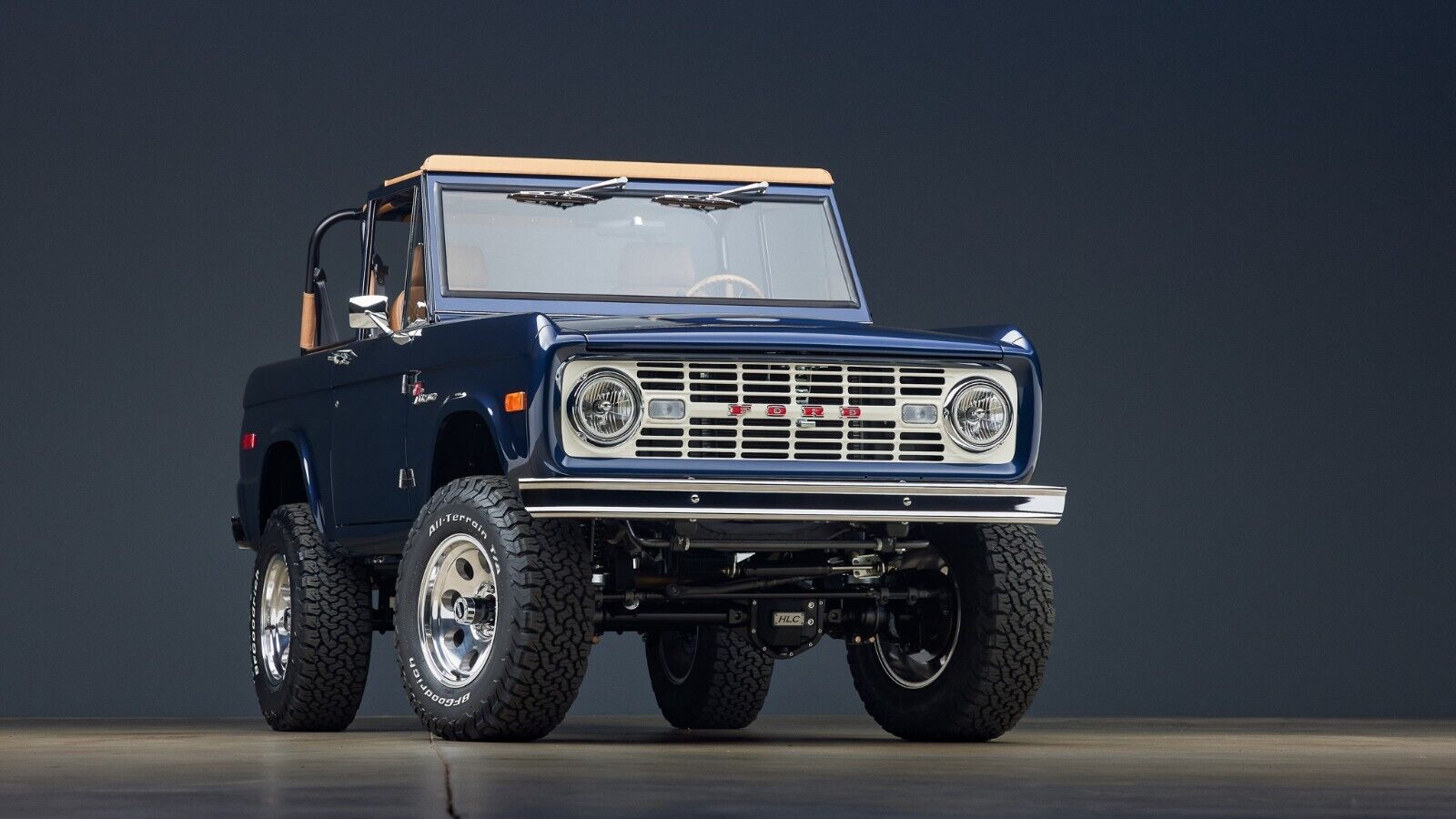 Ford-Bronco-1970-1