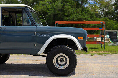 Ford-Bronco-1970-10