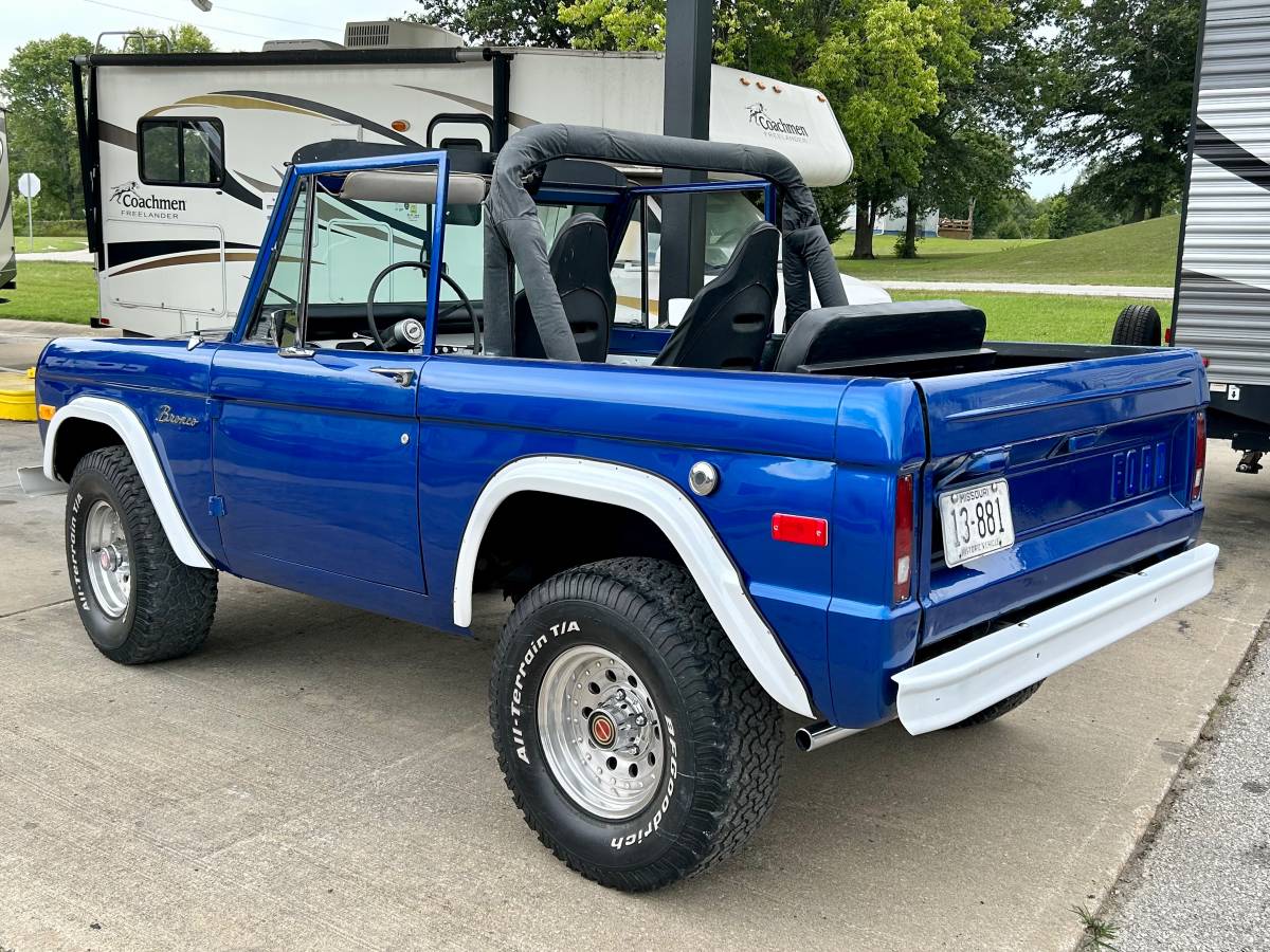 Ford-Bronco-1973-3