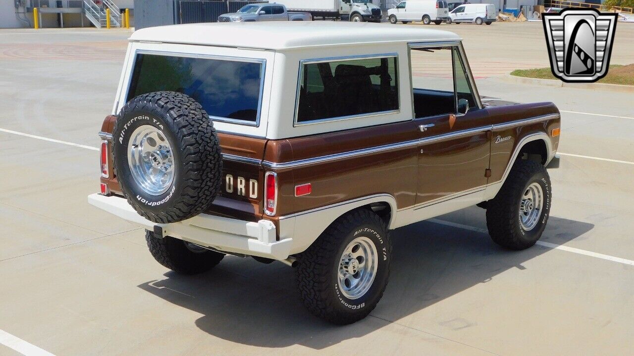 Ford-Bronco-1973-7