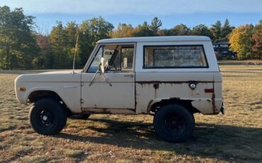 Ford-Bronco-1974-1