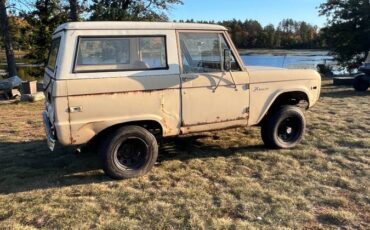 Ford-Bronco-1974