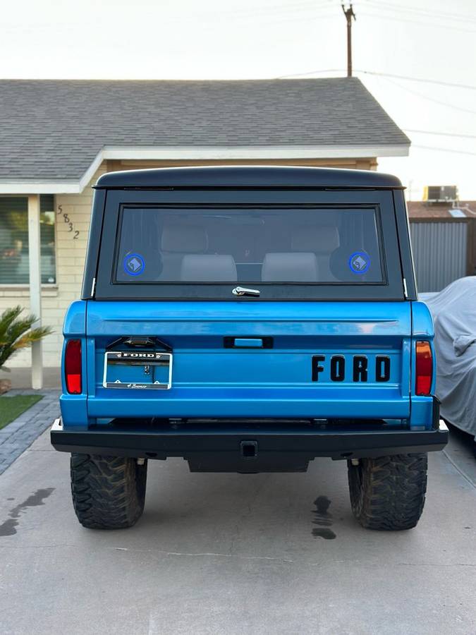 Ford-Bronco-1974-4