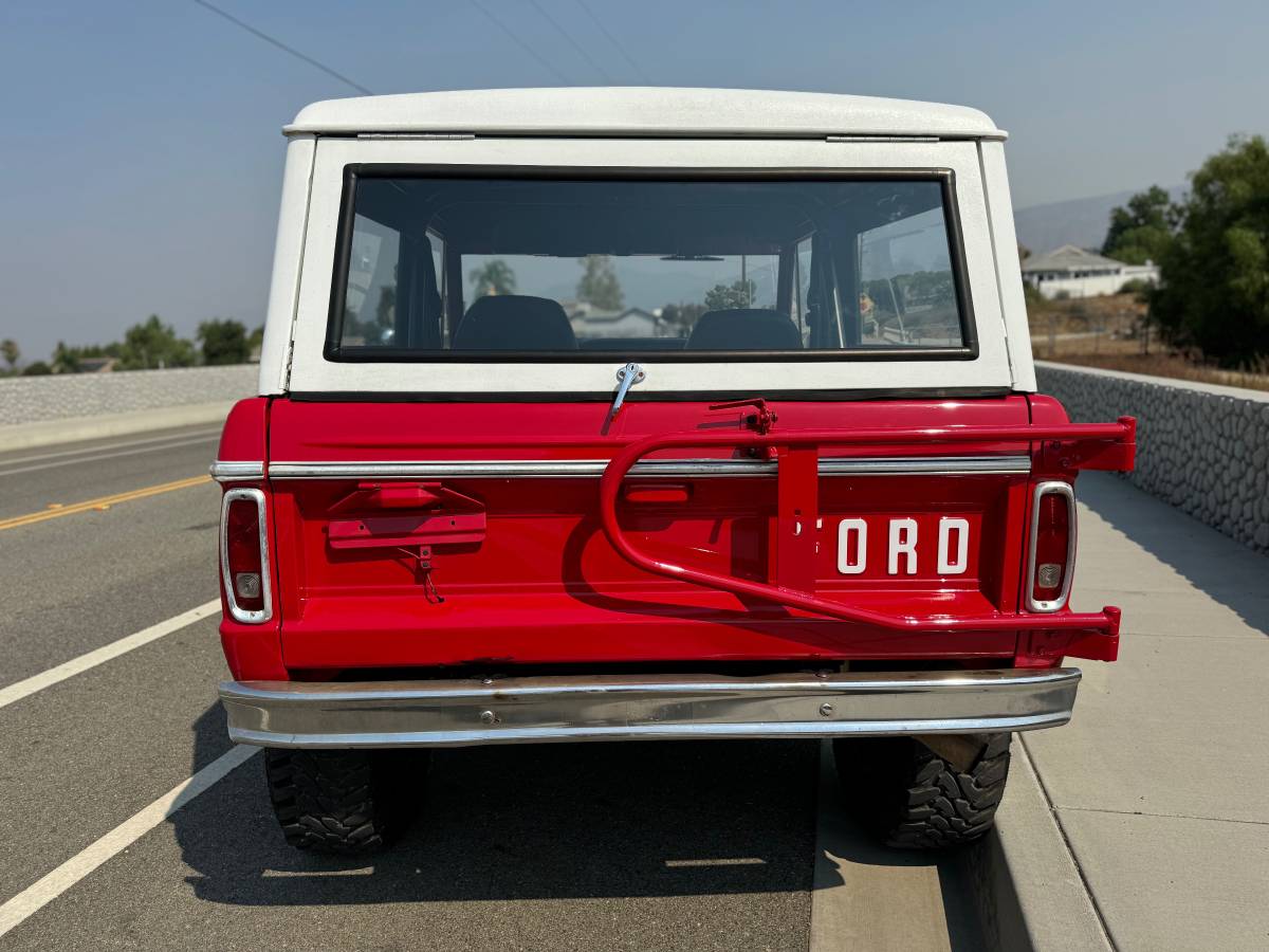 Ford-Bronco-1974-5