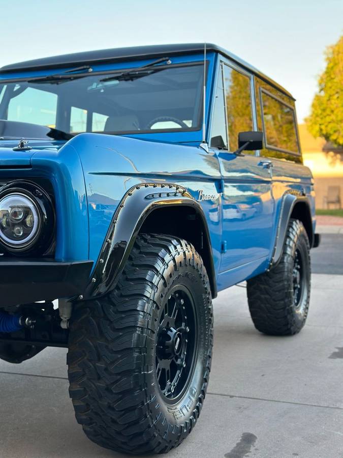 Ford-Bronco-1974-7