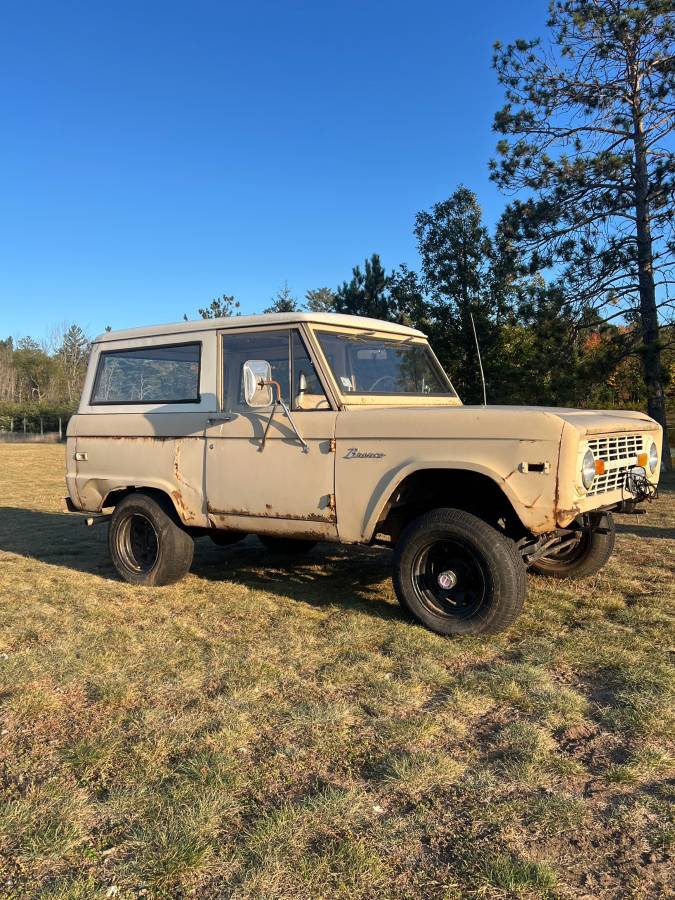 Ford-Bronco-1974-8