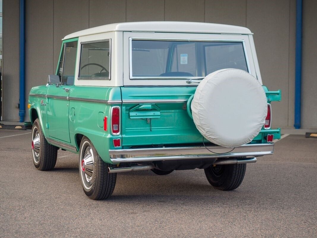 Ford-Bronco-1977-10