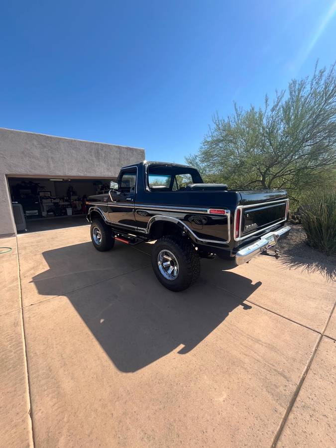 Ford-Bronco-1978-2