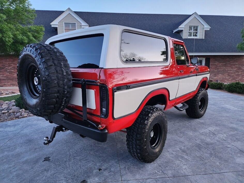 Ford-Bronco-1979-7