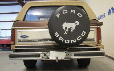 Ford-Bronco-1983-3