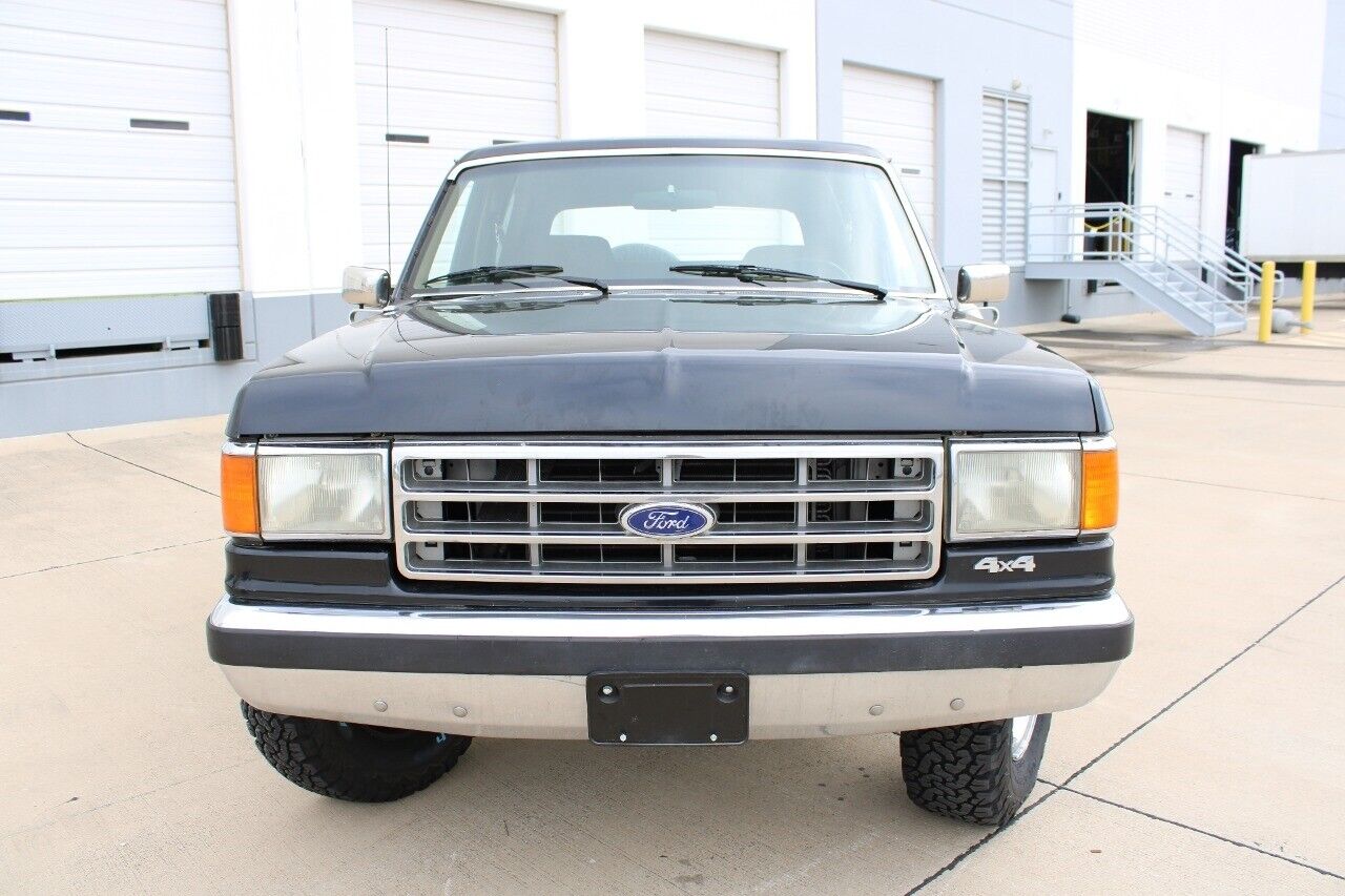 Ford-Bronco-1988-7