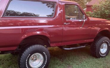 Ford-Bronco-1990-2