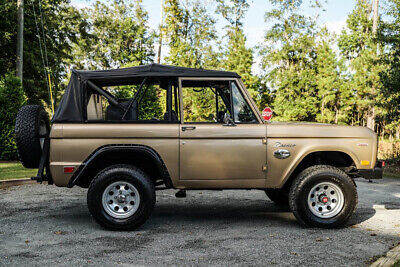 Ford-Bronco-Cabriolet-1969-2