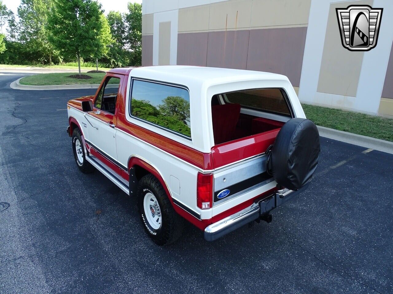 Ford-Bronco-Cabriolet-1985-5