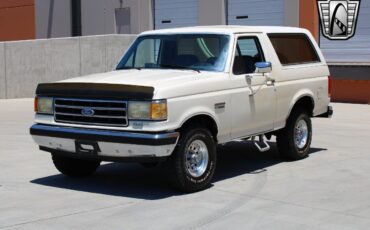 Ford-Bronco-Cabriolet-1990-2