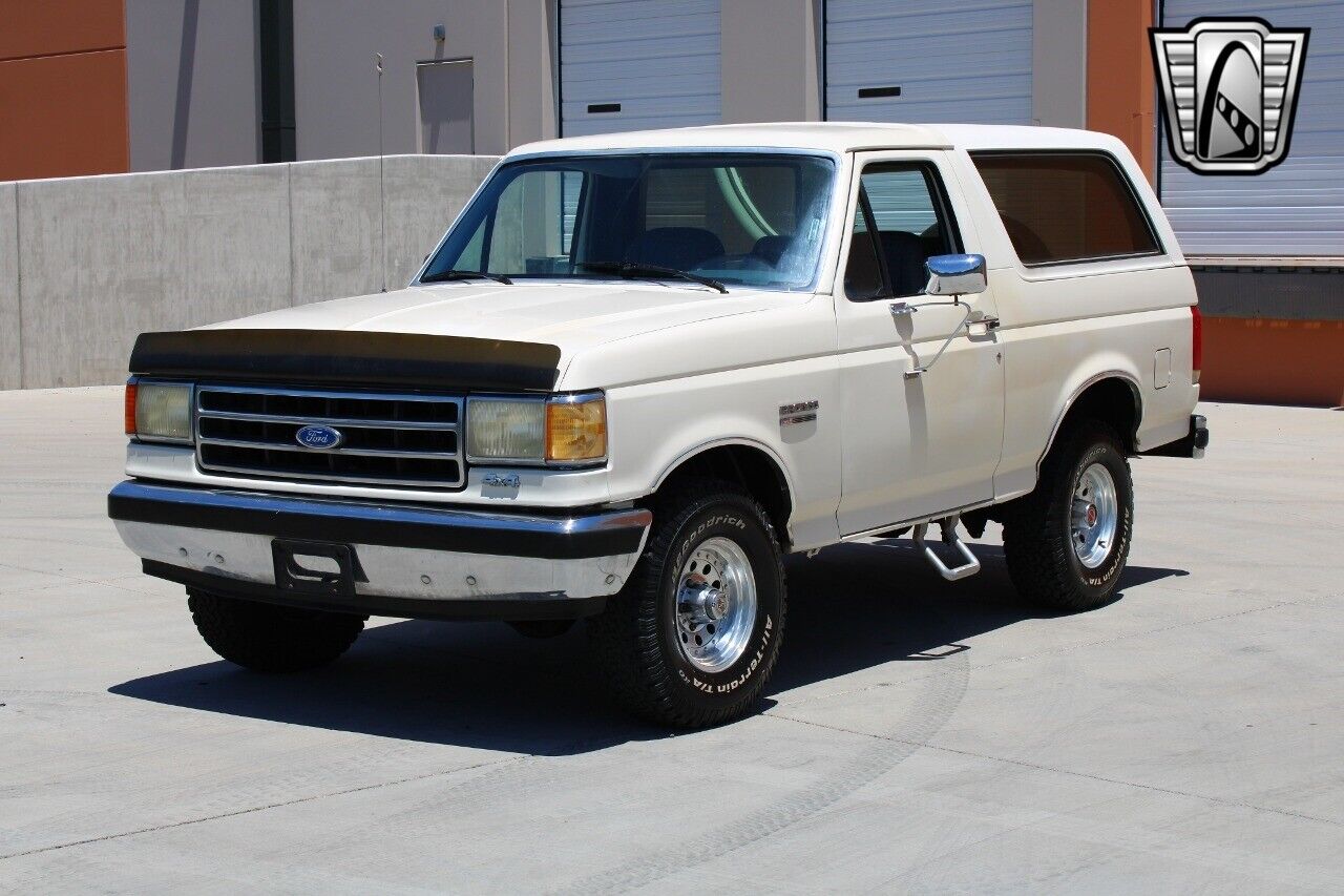 Ford-Bronco-Cabriolet-1990-2