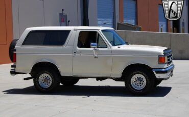 Ford-Bronco-Cabriolet-1990-6