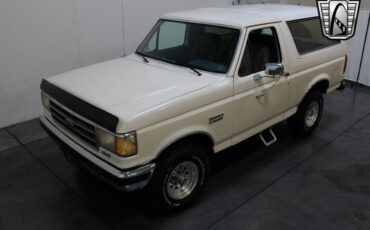 Ford-Bronco-Cabriolet-1990-8