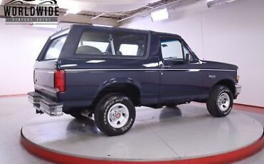 Ford-Bronco-Custom-1993-5