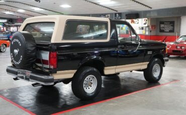 Ford-Bronco-Eddie-Bauer-4x4-SUV-1991-5