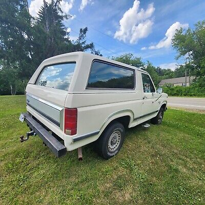 Ford-Bronco-SUV-1986-3